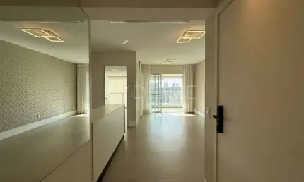 Apartamento com Varanda Gourmet - Vista para o Ceret