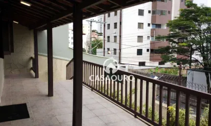 Casa com 6 quartos à venda, 250 m² por R$ 1.010.000 - São Lucas - Belo Horizonte/MG