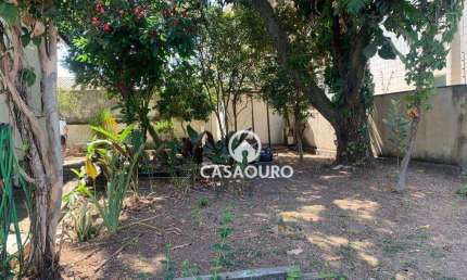 Casa com 3 quartos à venda, 120 m² - Sagrada Família - Belo Horizonte/MG