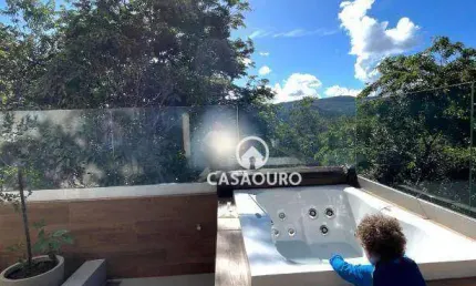 Casa com 5 quartos à venda, 220 m² por R$ 1.590.000 - Condomínio Village Royale - Nova Lima/MG