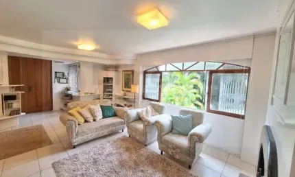 Casa em condomínio fechado com 4 quartos à venda na Rua Gécio de Souza e Silva, Sambaqui, Florianópolis