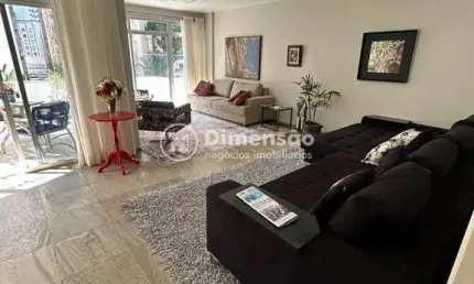 Apartamento á venda de 4 dormitórios - Bairro Centro de Florianópolis