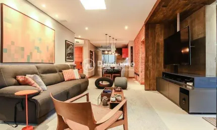 Belíssimo apartamento garden com 2 suítes, junto a beira mar norte. 2 vagas.