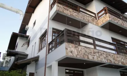 Casa de alto padrão com vista mar na área mais nobre do bairro João Paulo