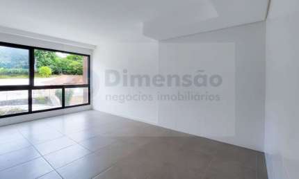 TRINDADE - Apartamento Studio mobiliado à venda, 33 m² - 1 Vaga de garagem priva