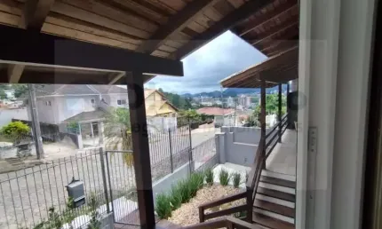 Casa com 5 quartos à venda na Rua Luiz Pasteur, Trindade, Florianópolis