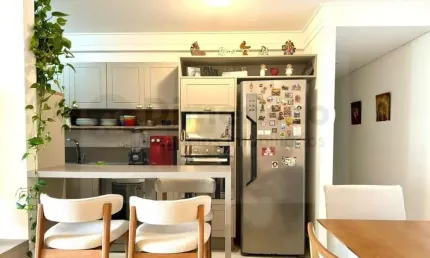 Apartamento com 2 Suítes e Vista Mar em Condomínio de Alto Padrão na Beira-Mar