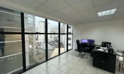 Sala comercial com 1 sala à venda na Rua Emílio Blum, Centro, Florianópolis
