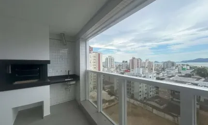 Apartamento andar alto - vista livre - 3 suítes - estreito