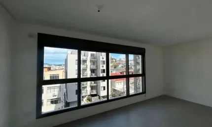 Apartamento de 1 dormitório com vaga de garagem no estreito
