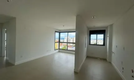Apartamento de 2 dormitórios com vaga de garagem no Estreito