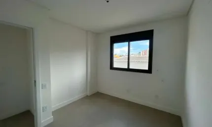 Apartamento de 1 dormitório com vaga de garagem no Estreito