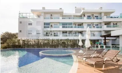 Apartamento com 2 dormitorios , sendo 01 suite e 2 vagas de garagem