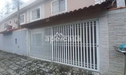 Casa com 3 quartos à venda em Guilhermina, Praia Grande , 80 m2 por R$ 660.000