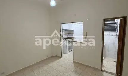Kitnet Térrea Reformada em Praia Grande - Conforto e Praticidade!