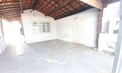 Casa com 3 quartos para alugar na Vila Mirim, Praia Grande 