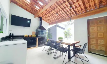 Casa com 3 quartos, edícula,  à venda, 141 m² por R$ 626500 - Cipava - Osasco/SP