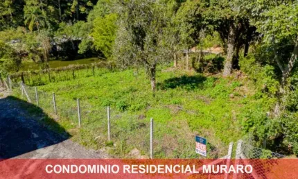 AMPLO TERRENO EM CONDOMINIO NUM LINDO LUGAR - Pertinho do Parque Tingui
