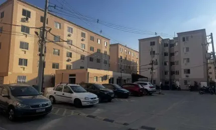 Apartamento 2 dormitórios para Venda em Rio de Janeiro, Guaratiba, 2 dormitórios, 1 banheiro, 1 vaga