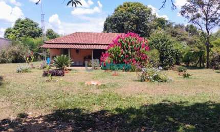 Chácara / sítio com 4 quartos à venda na Estância Balneária Concórdia, São Carlos , 2500 m2 por R$ 373.000