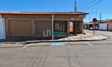 Casa com 3 quartos para alugar na Vila Boa Vista, São Carlos  por R$ 2.000