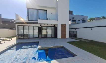 Casa à venda no Condomínio Portal dos Bandeirantes - Salto/SP