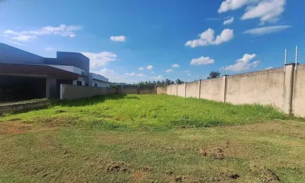 Terreno à venda no Condomínio Portal dos Bandeirantes - Salto/SP