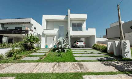 Casa para Venda e Locação no Condomínio Central Parque - Salto/SP