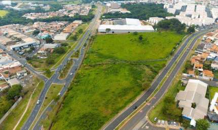 Terreno à venda na 9 De Julho, Vila Nova, Salto