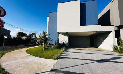 Casa á venda no Condomínio Lagos d'icaraí - Salto/SP