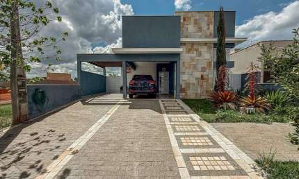 Casa à venda no Condomínio Lagos D'Icaraí - Salto/SP