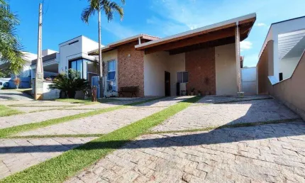 Casa à venda no Condomínio Lagos D?Icaraí - Salto/SP