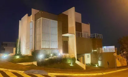Casa à venda no Condomínio Lagos D?Icaraí - Salto/SP