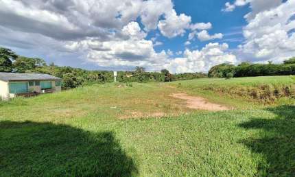 Terreno à venda no Condomínio Moradas de São Luiz - Salto/SP