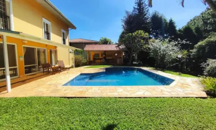 Casa á venda no Condomínio Chácaras Floras - Salto/SP