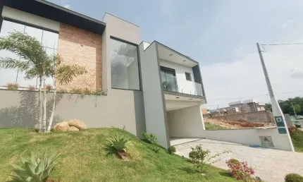 Casa à venda no Condomínio Laguna Residencial - Indaiatuba/SP