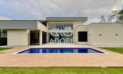 Casa à venda no condomínio Fazenda Kurumin – Itu/SP | 4 Quartos| Piscina | Gramado