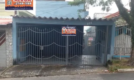 Sobrado com 2 dormitórios na Vila Carmosina 60m2 - aceita depósito caução