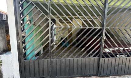 Casa com um dormitório - 40m2 - Aceita Depósito Caução