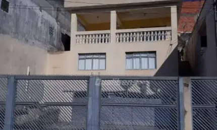 Sobrado com 3 dormitórios à venda, 250 m² por R$ 800.000,00 - Parque das Américas - Mauá/SP