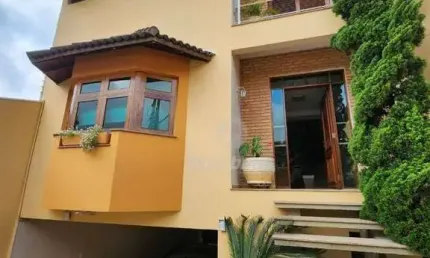 Casa com 3 quartos à venda na Rua Maria Pelegrini Peperáio, Jardim Pilar, Mauá
