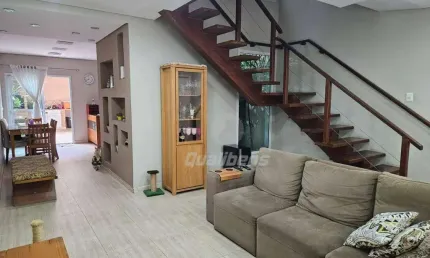 Sobrado com 3 dormitórios à venda, 179 m² por R$ 925.000,00 - Parque São Vicente - Mauá/SP