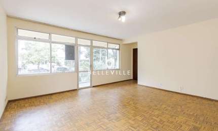 Apartamento a venda na Av. Iguaçu ao lado do Supermercado Casa Fiesta com 102m²