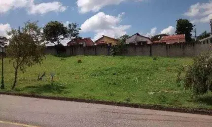 Seu Pedaço do Paraíso: Terreno Pronto pra Realizar Sonhos!