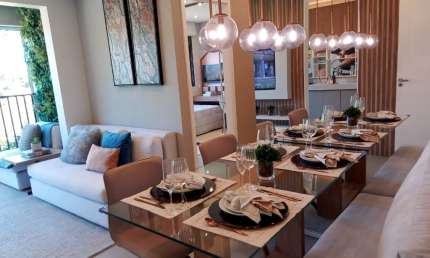 Apartamento de 55m² com 2 dormts + varanda e vaga na Lapa /ao lado da estação Domingos de Moraes