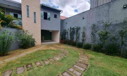Casa com 3 dormitórios à venda, 128 m² por R$ 580.000,00 - Centro - Mateus Leme/MG