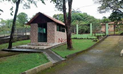 Casa com 3 dormitórios à venda, 200 m² por R$ 750.000,00 - Condomínio Rancho Grande - Mateus Leme/MG