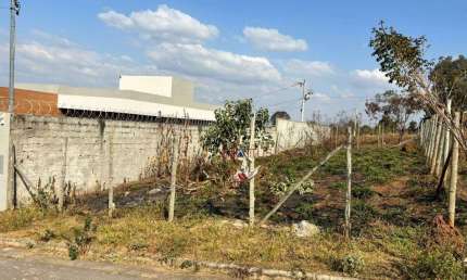 Terreno à venda, 200 m² por R$ 96.000,00 - Bandeirantes - Mateus Leme/MG