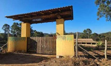 Casa com 4 dormitórios à venda, 350 m² por R$ 980.000,00 - Azurita - Mateus Leme/MG