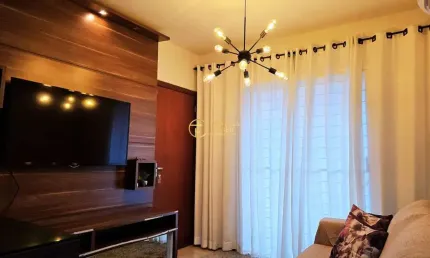 Apartamento térreo, 2 quartos, com edícula nos fundos
